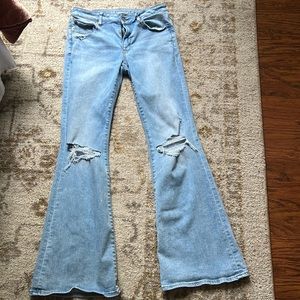 American Eagle Flare Low Rise LONG